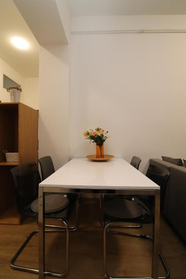 New B In Kiraly Street 106 *